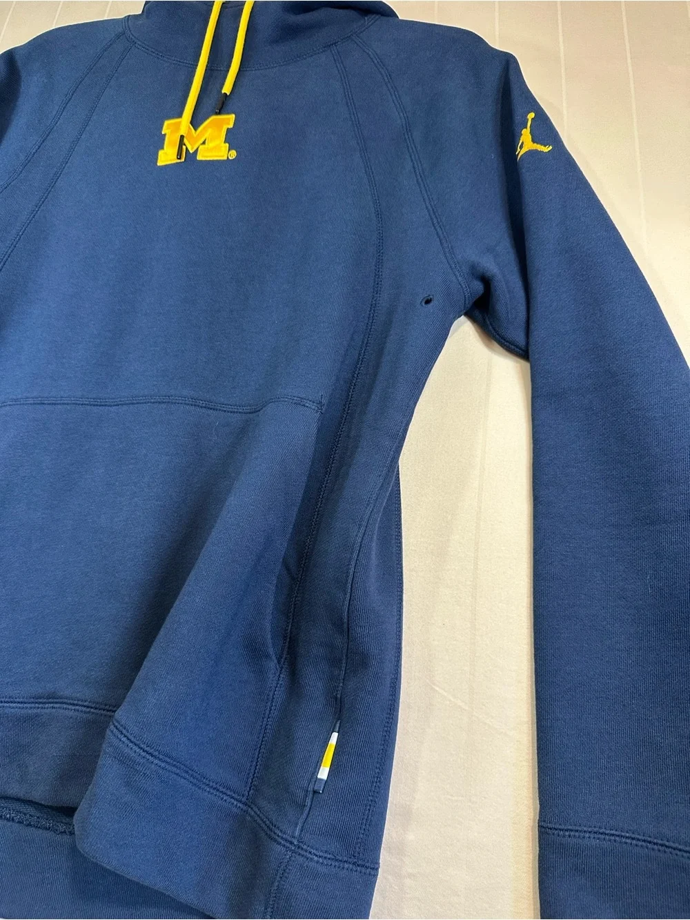 Jordan Brand University of Michigan Wolverines Pullover Hoodie Navy Blue Size L